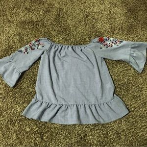 Listicle Denim Floral Embroidered Blouse | M